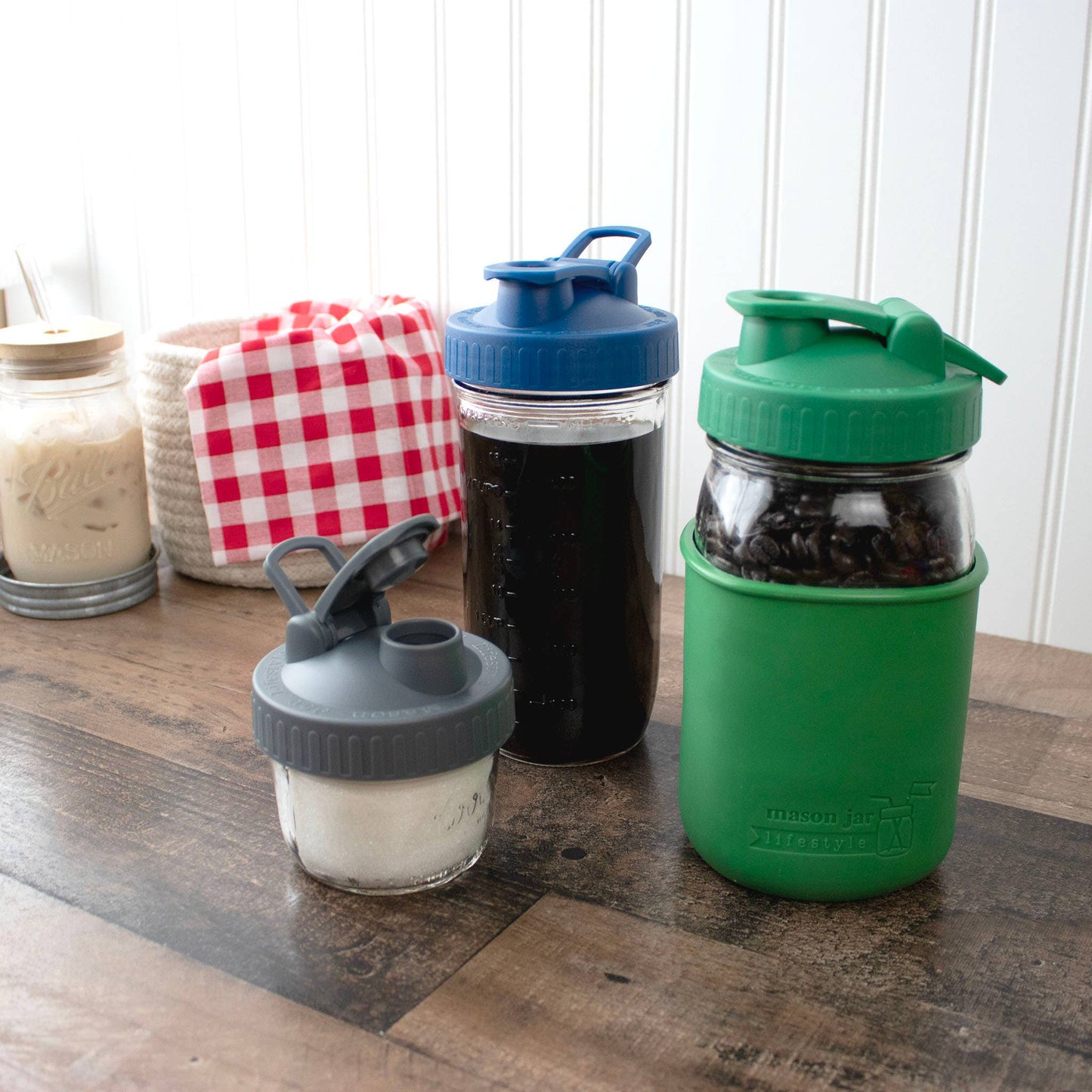 Pour & Store Shaker Lid with Carry Loop for Mason Jars: Brick red / Wide mouth / Original